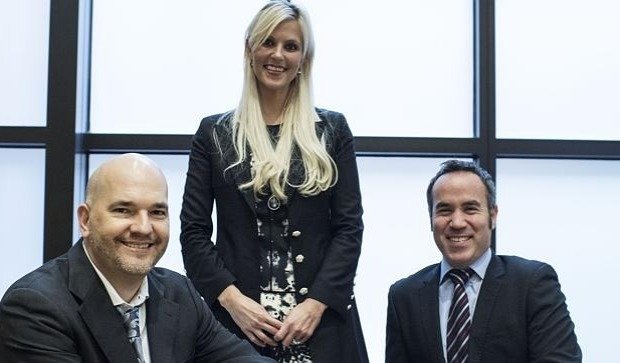 The 1-Page team.